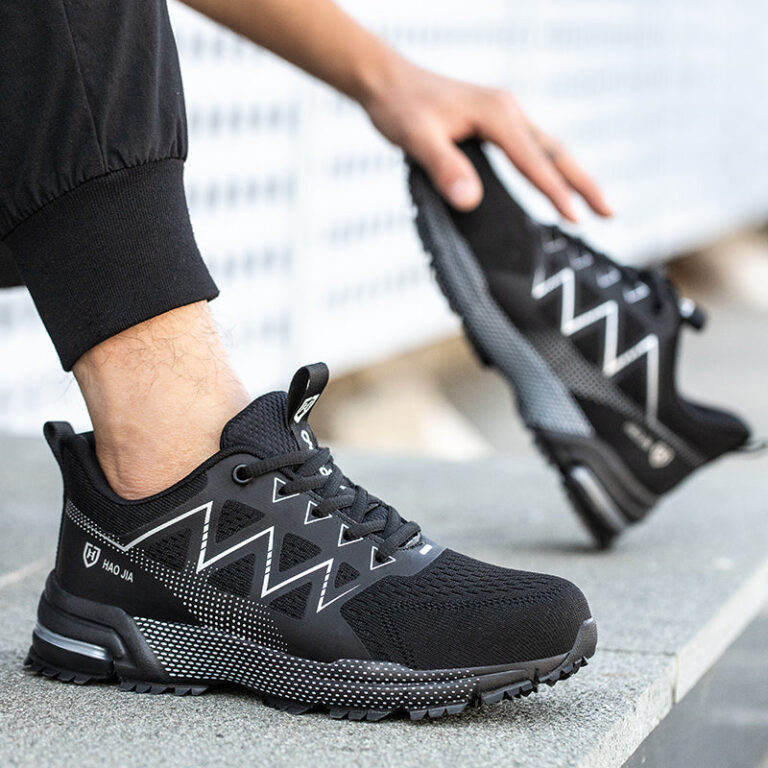 Chaussures De Travail Unisexes Noires Type Basket Legeres Et Confortables 2